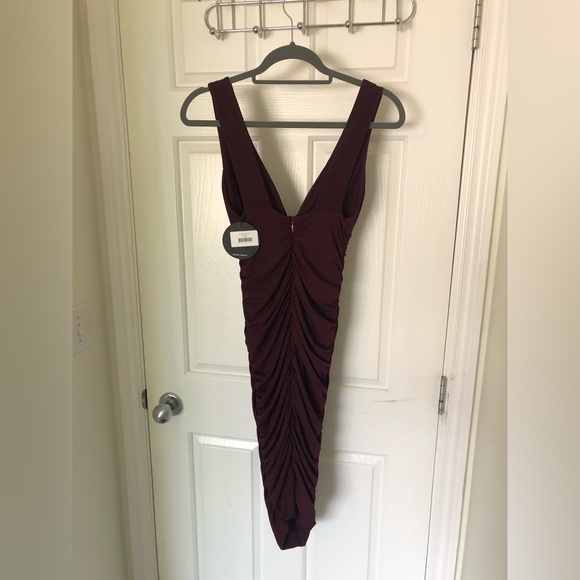 Nookie Jolie Plunge Midi Dress in Wine NWT - Picture 6 of 9